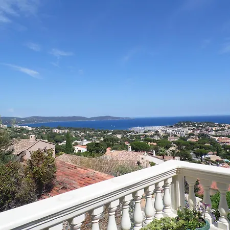 Διαμέρισμα La Bastide Fleurie Rez De Piscine Cavalaire-sur-Mer
