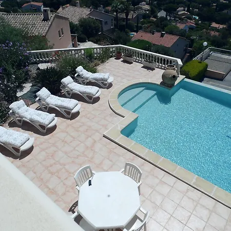 La Bastide Fleurie Rez De Piscine Διαμέρισμα